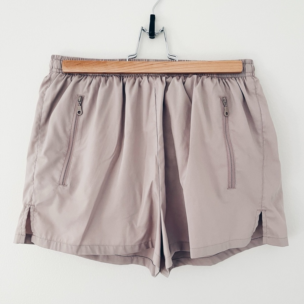 Girlfriend Collective Quartz Gazelle Short | Size M |